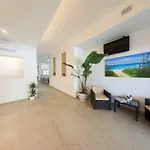 Universo Hotel *