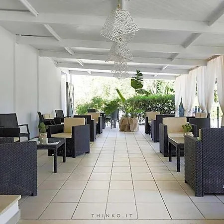 Universo * Otranto