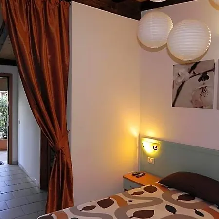 Hotel Universo *