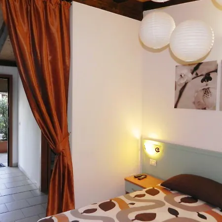 Готель Universo