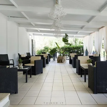 Universo * Otranto