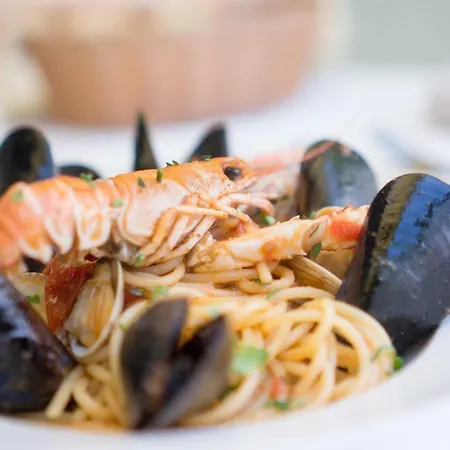 Universo Готель